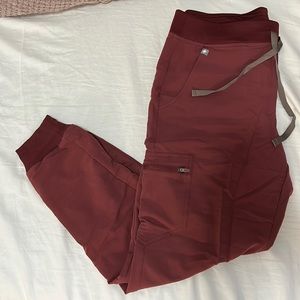FIGS women’s Zamora jogger scrub pants in size medium